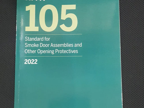 NFPA 105 Standard for Smoke Door Assemblies and Other Opening Protectives by National Fire Protection Association — Paperback (Brand New)